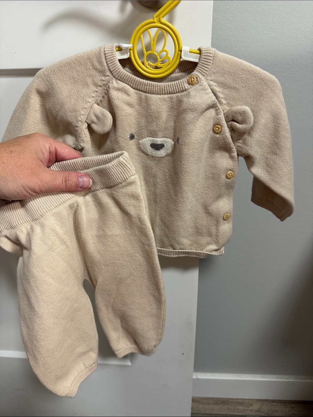 H&M Beige Bear Knit Baby Matching Set